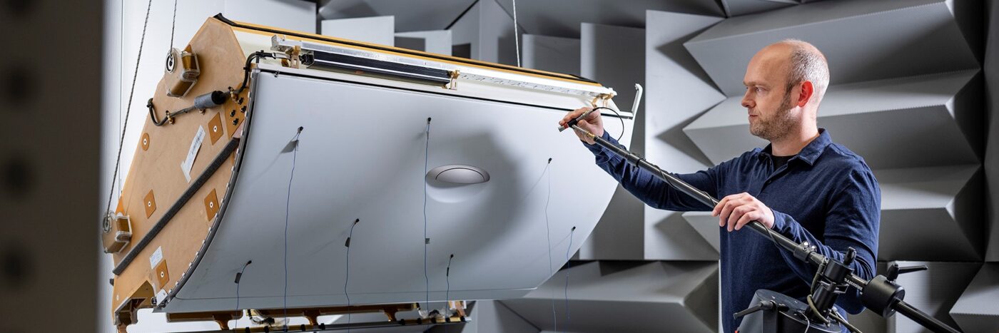 Overhead Stowage Compartment	