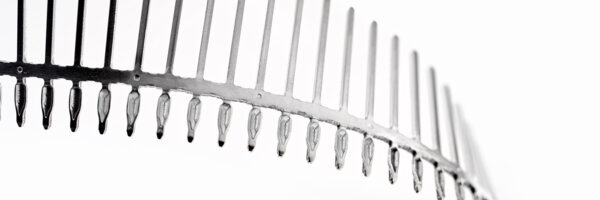 Press-fit zone contacts